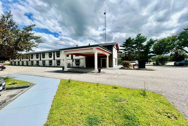 Super 8 by Wyndham Lewiston Auburn Area